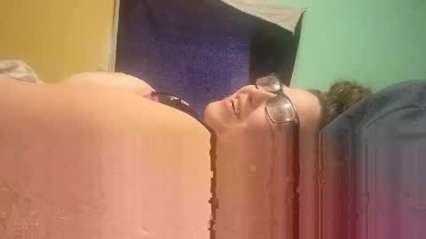 Laddybuggie27 online show from February 14, 7:23 pm