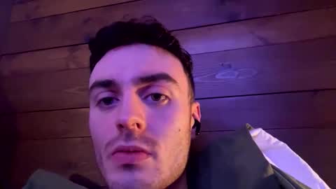 ladiesman217199719 online show from November 7, 10:12 pm