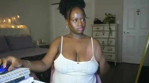 La Diosa Selene online show from July 23, 2:42 am