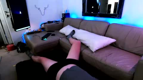 Hectic online show from February 8, 9:04 pm