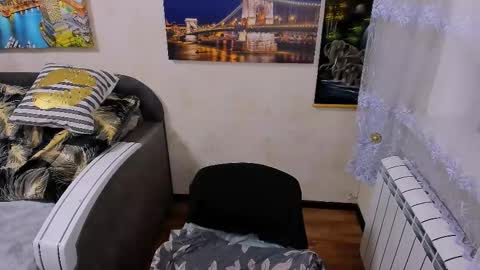 lady_boom_ online show from February 19, 8:41 pm