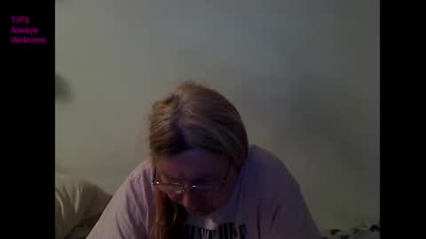 Delilah-Catherine online show from November 3, 1:28 am