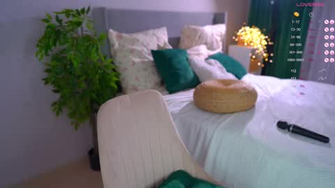 Snapshot of lady_elly chatting on October 16, 4:06 pm Ella online show from October 16, 4:06 pm