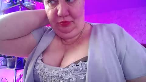 Lady Gloria online show from February 27, 7:45 am