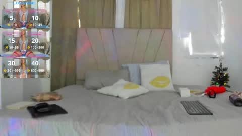 lady_miss___ online show from December 4, 1:11 pm