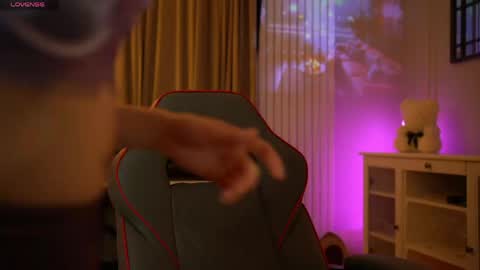 lady_nicolett online show from May 10, 1:12 am