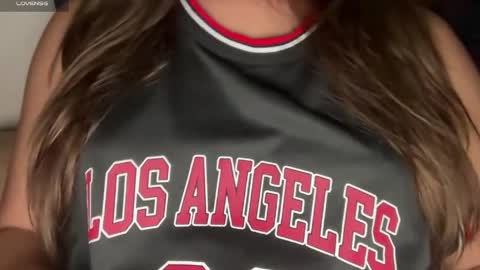 Aria online show from March 30, 2:28 pm