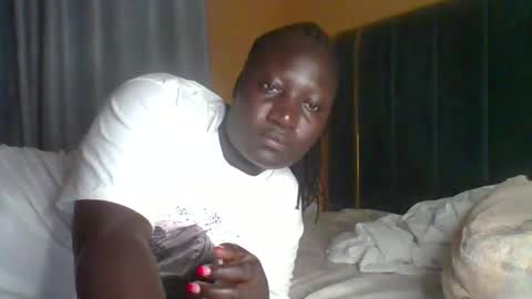 lindah32 online show from January 17, 4:38 pm