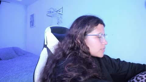  Lady  online show from December 1, 4:10 am