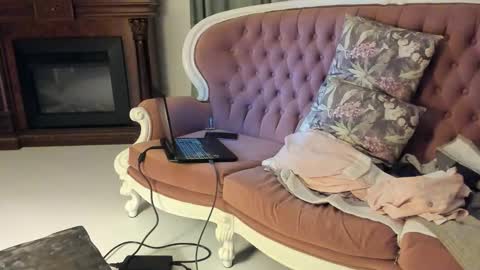 LADYGILDA online show from November 11, 9:50 pm