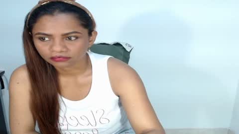 lady online show from February 24, 3:09 am