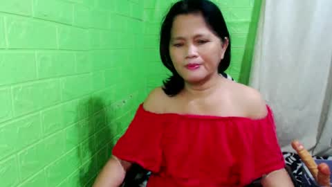 Snapshot of ladymama790730 chatting on January 21, 1:00 pm ladymama790730 online show from January 21, 1:00 pm