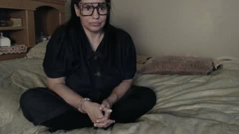 Naomi Rose online show from March 5, 10:35 am