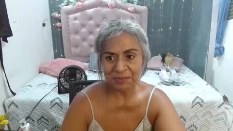 lalisha online show from November 27, 1:57 am