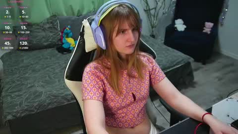 Kay online show from February 25, 8:21 pm