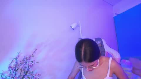 Lana online show from April 9, 2:15 am