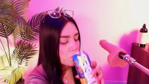 LANA online show from March 28, 3:52 am