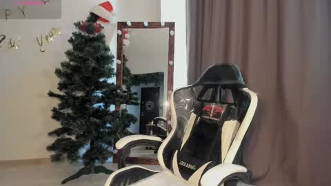 Lana online show from February 17, 9:46 am