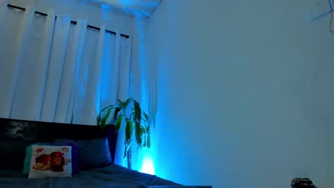 emma online show from February 14, 11:42 am