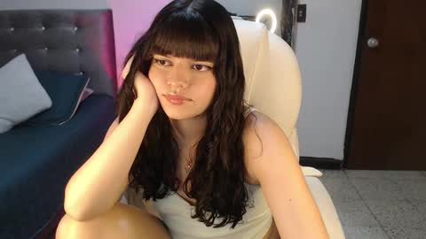 Snapshot of lanabandit chatting on February 18, 11:19 pm Lana Marie online show from February 18, 11:19 pm