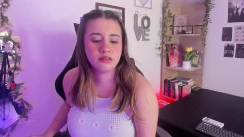 Snapshot of lanaherondale_ chatting on September 11, 5:25 pm lanaherondale_ online show from September 11, 5:25 pm