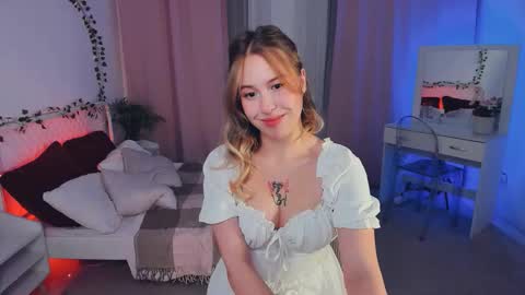 Lana online show from November 7, 9:50 pm