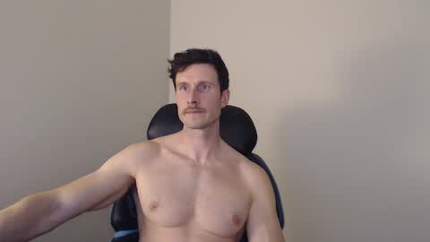 Lance online show from April 13, 6:56 pm