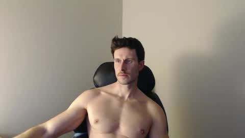 Lance online show from November 30, 7:54 pm