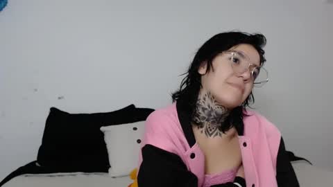 Snapshot of lannie_gonzales chatting on January 16, 8:25 pm LANNIE   online show from January 16, 8:25 pm