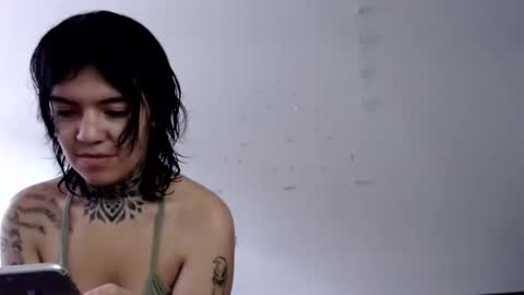 Snapshot of lannie_gonzales chatting on December 26, 3:42 pm LANNIE   online show from December 26, 3:42 pm