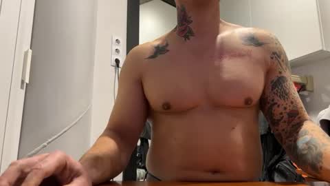 Snapshot of lanzarote6 chatting on January 16, 3:24 pm BDSM online show from January 16, 3:24 pm