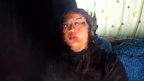 lapeligrosa_ online show from March 25, 7:09 pm