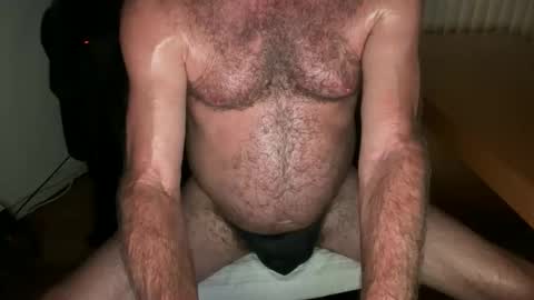 Snapshot of lapleasure chatting on October 28, 5:30 am LA Pleasure online show from October 28, 5:30 am