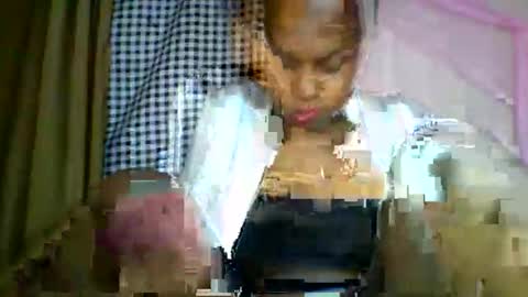 lara_belle online show from June 1, 7:04 pm