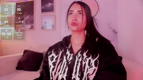 Lara Madisson online show from October 20, 5:01 am