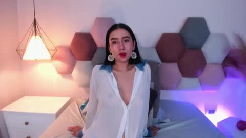  Lara Gold  online show from March 6, 3:57 am