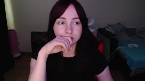 Laralianna online show from July 2, 12:32 pm