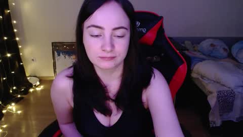 Laralianna online show from January 9, 1:44 am