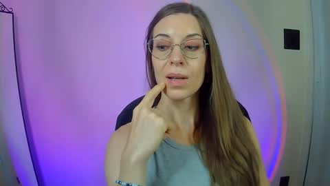 larawintersxxx online show from October 30, 10:32 pm