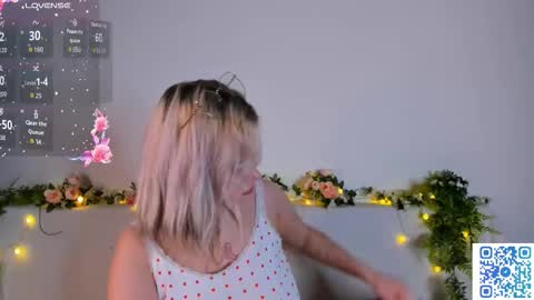 Rose online show from October 25, 3:12 pm