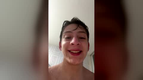 largo33029 online show from March 25, 5:58 am