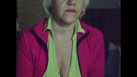 larisaq4ugo24 online show from October 19, 7:40 pm