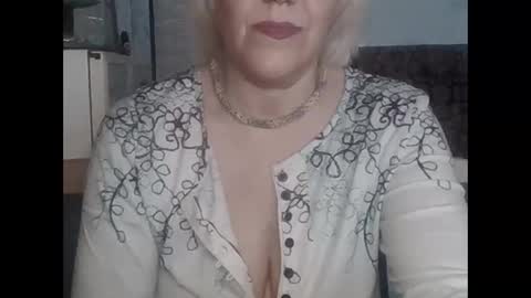 larisaq4ugo24 online show from March 9, 9:47 am