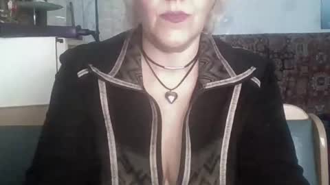 larisaq4ugo24 online show from March 21, 8:30 am