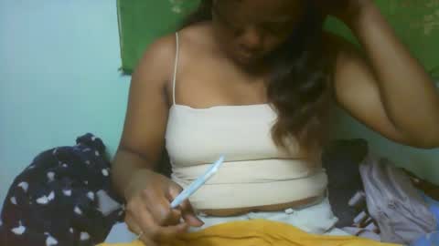 larissa645771 online show from January 12, 9:05 am