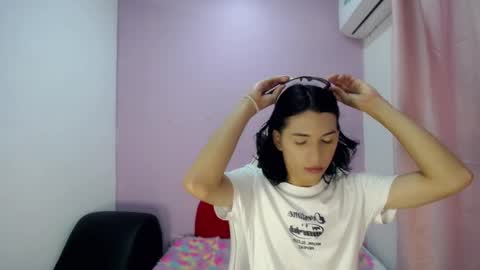 larry online show from March 22, 9:08 pm