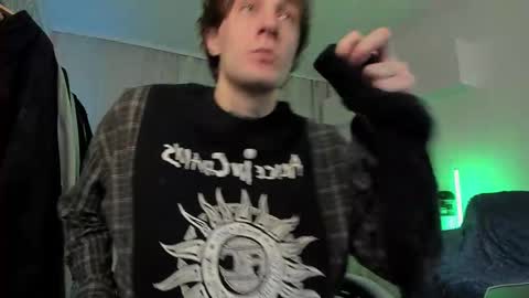 acie online show from March 5, 9:04 pm