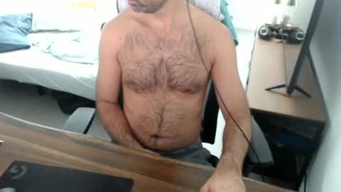 latexdave84 online show from June 24, 1:34 am