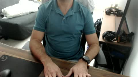 latexdave84 online show from July 1, 10:24 am