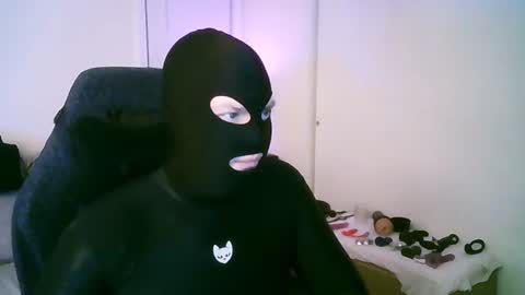 latexminheadroom online show from June 21, 2:51 am